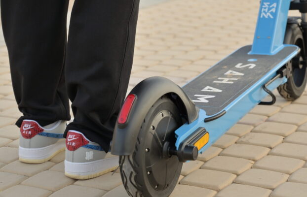 ما هو سكوتر سهم؟ ولماذا يُعد خيار التنقّل الذكي داخل المدينة